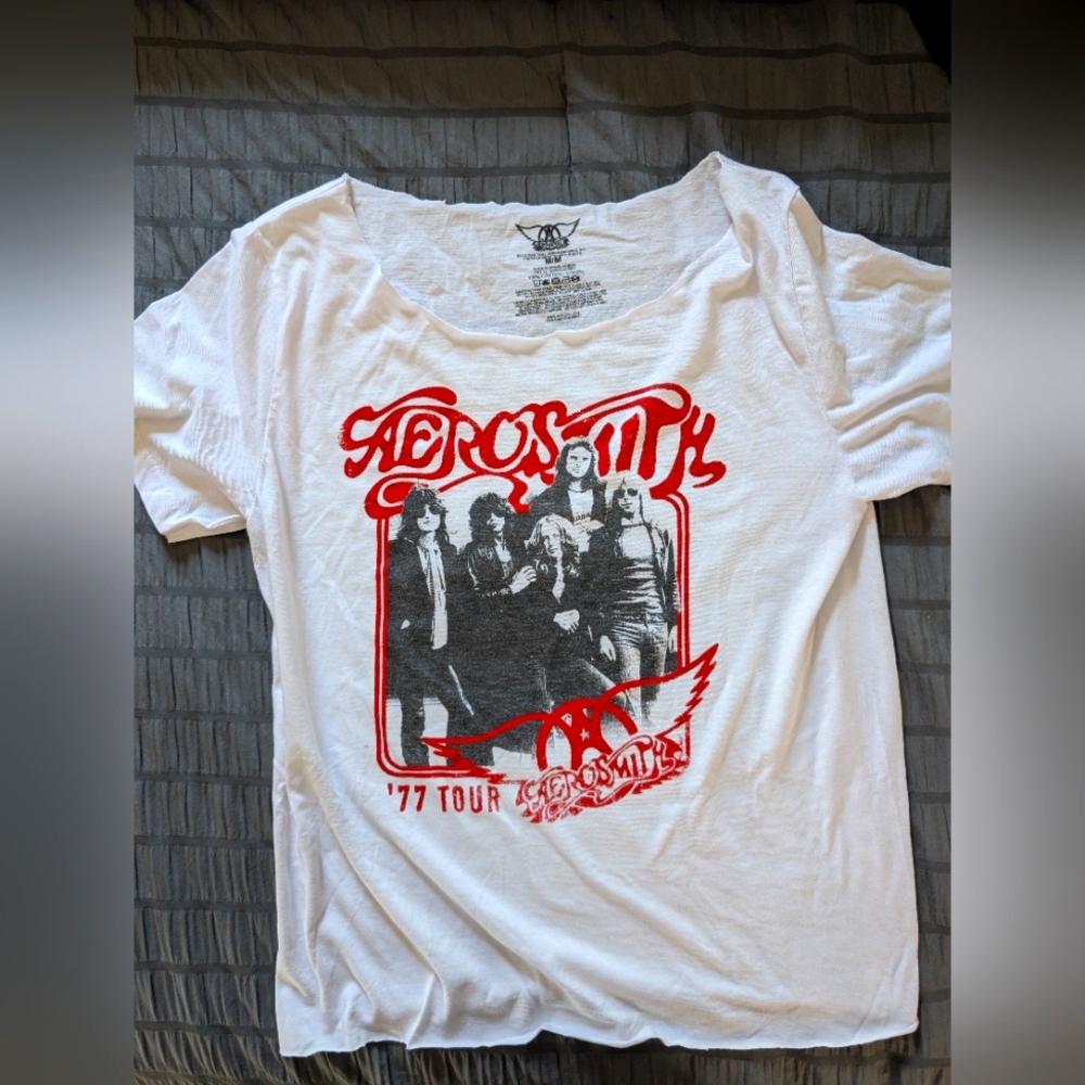 Women's Short Sleeve Graphic Tee - White